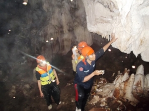 Dokumentasi Mapala FT Unlam Banjarbaru_Ekspedisi dalam gua